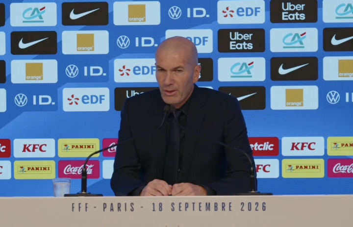 齐达内：选择带23人不是问题 坎特、本泽马？我需要更年轻的球员